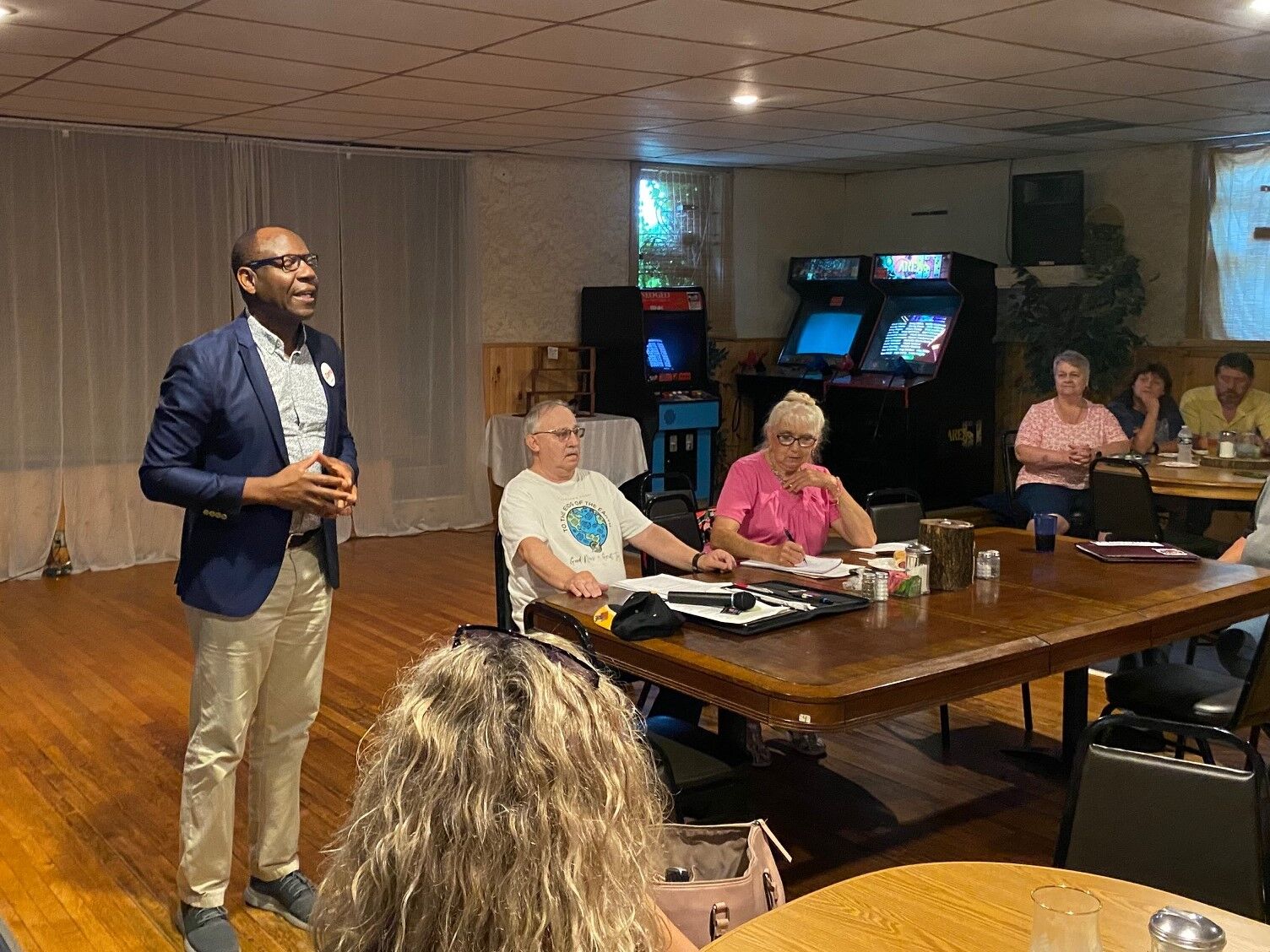 Dr. Nche Zama, an acclaimed cardiothoracic surgeon received standing ovations from Elk County Republicans as he announces for Governor